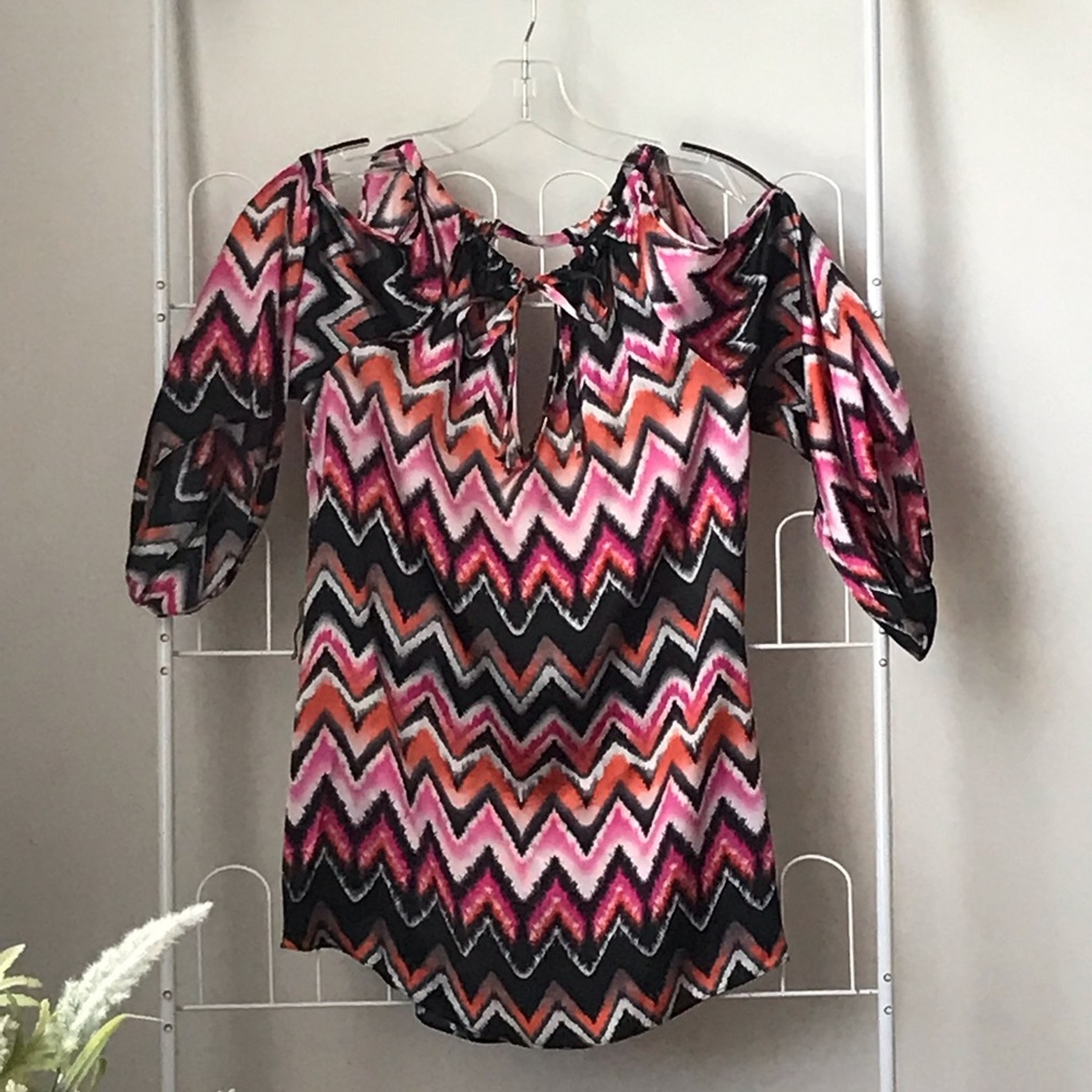 Bebe Multi-Colored Chevron Print Blouse -XXS